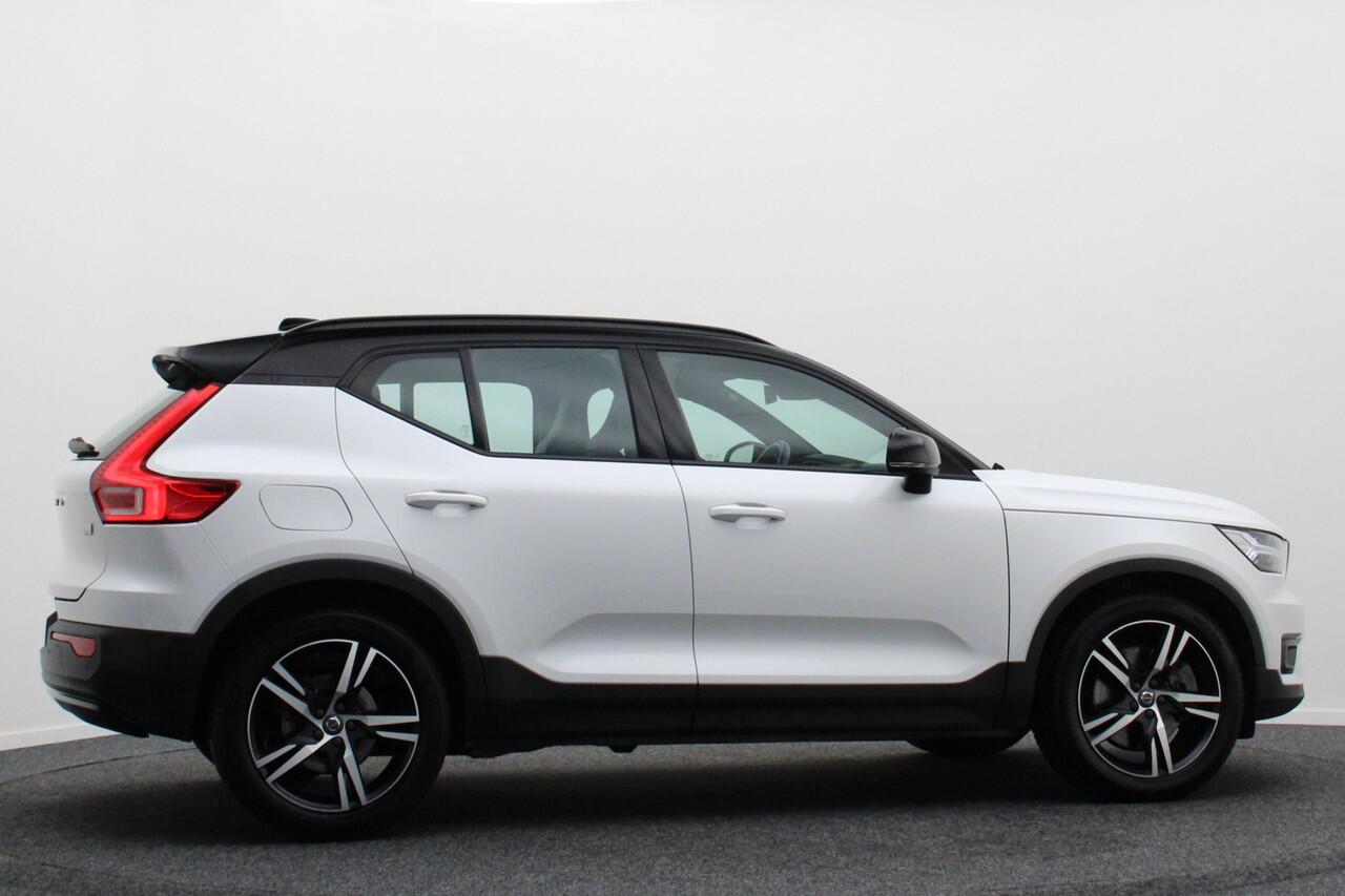 Volvo XC40 1.5 T4 Recharge Inscription Expression LED, Apple Carplay, Lane Assist, Sportstoelen, PDC