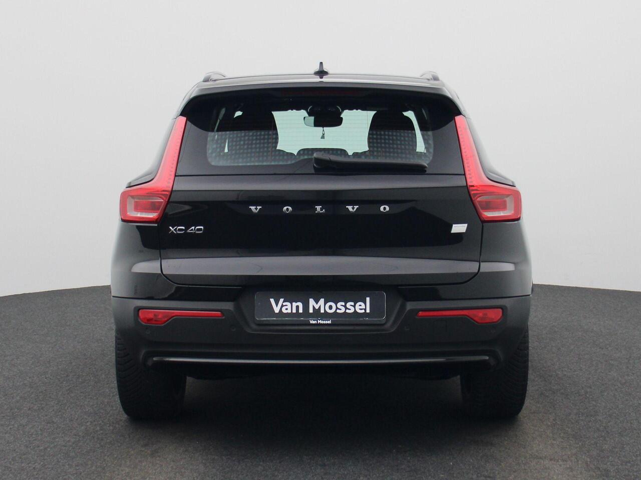 Volvo XC40 Recharge Core | DAB | Camera | Climate control | CarPlay