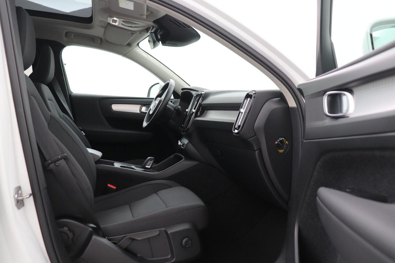 Volvo XC40 T5 Recharge Inscription Expr. | Panoramadak | 19 Inch | Keyless | Apple Carplay | Getint Glas