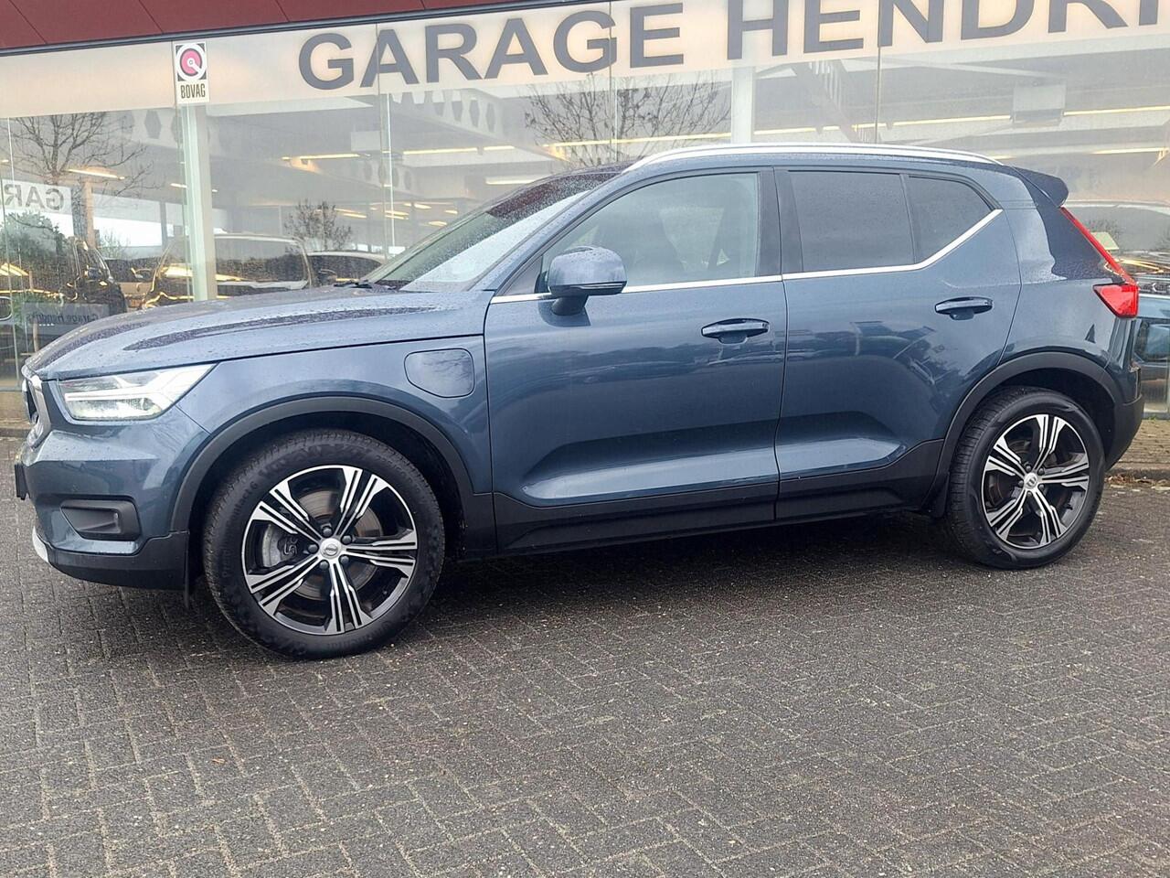 Volvo XC40 1.5 T5 Recharge R-Design | Trekhaak 1800kg | Leder | stoelverwarming | Blindspot | occasion