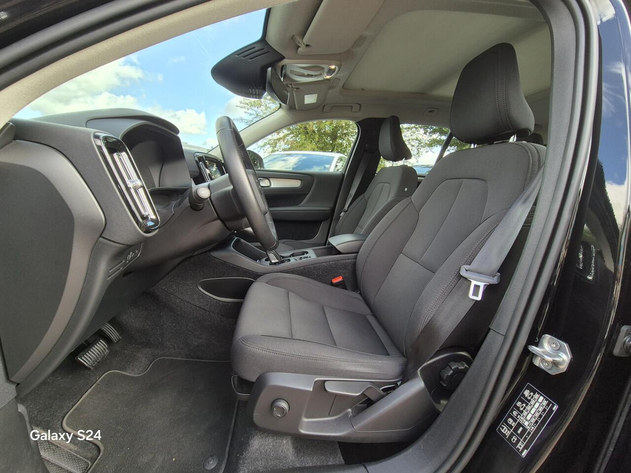 Volvo XC40 1.5 T4 Recharge Inscription Expression Panoramadak / Zeer Nette auto.