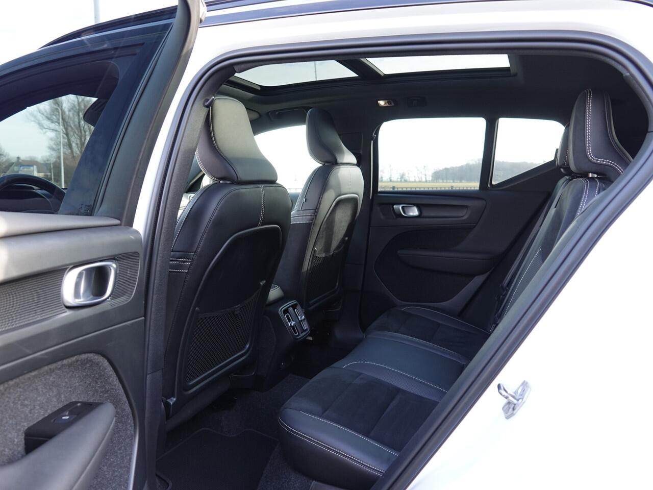 Volvo XC40 1.5 T2 R-Design PANO | TREKH. | H-LEER | PILOT + ACC | BLIS + CTA