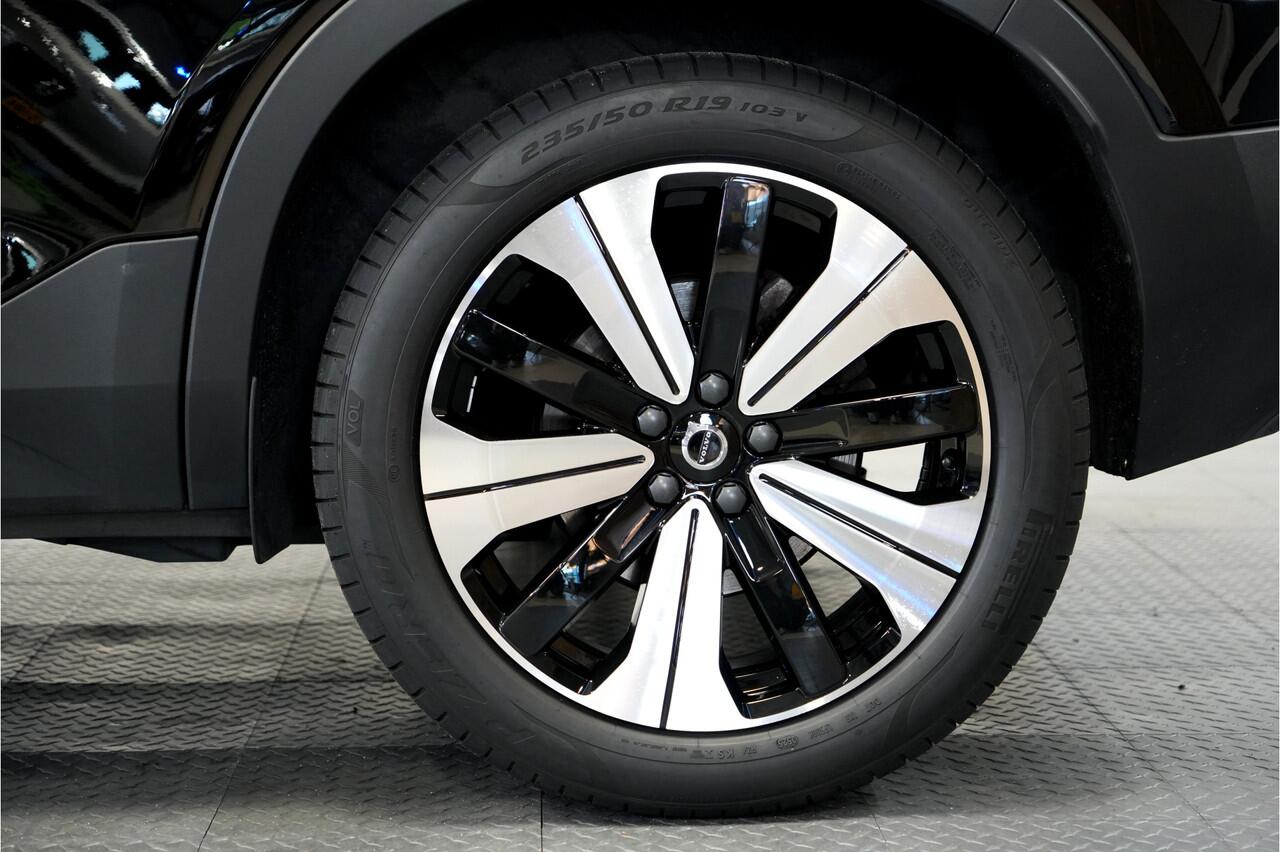 Volvo XC40 1.5 T5 Plug-in Hybrid 193kW/262pk DCT7 Ultimate Dark PANORAMADAK + HARMAN/KARDON + EL.TREKHAAK + ADAPT.CRUISE + PILOT ASSIST + NAVI SENSUS + BLIS + LANE ASSIST + EL.STOELEN + STOEL-&STUURVERWARMING + CAMERA + KEYLESS + PARKSENSOREN V&A + 19" LM-VELGEN!!