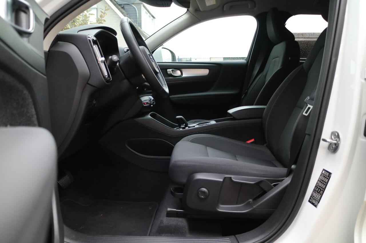 Volvo XC40 1.5 T4 Recharge Inscription | Camera | Adaptive Cruise | LED |