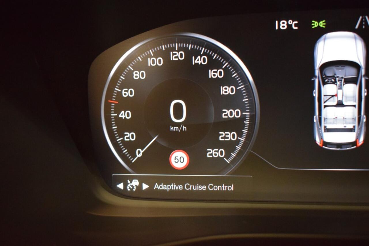 Volvo XC40 T5 262pk AUT7 Recharge Inscription Leer/ Pano/ Adapt. Cruise/ Stoel en stuurverw./ Camera/ Harman Kardon