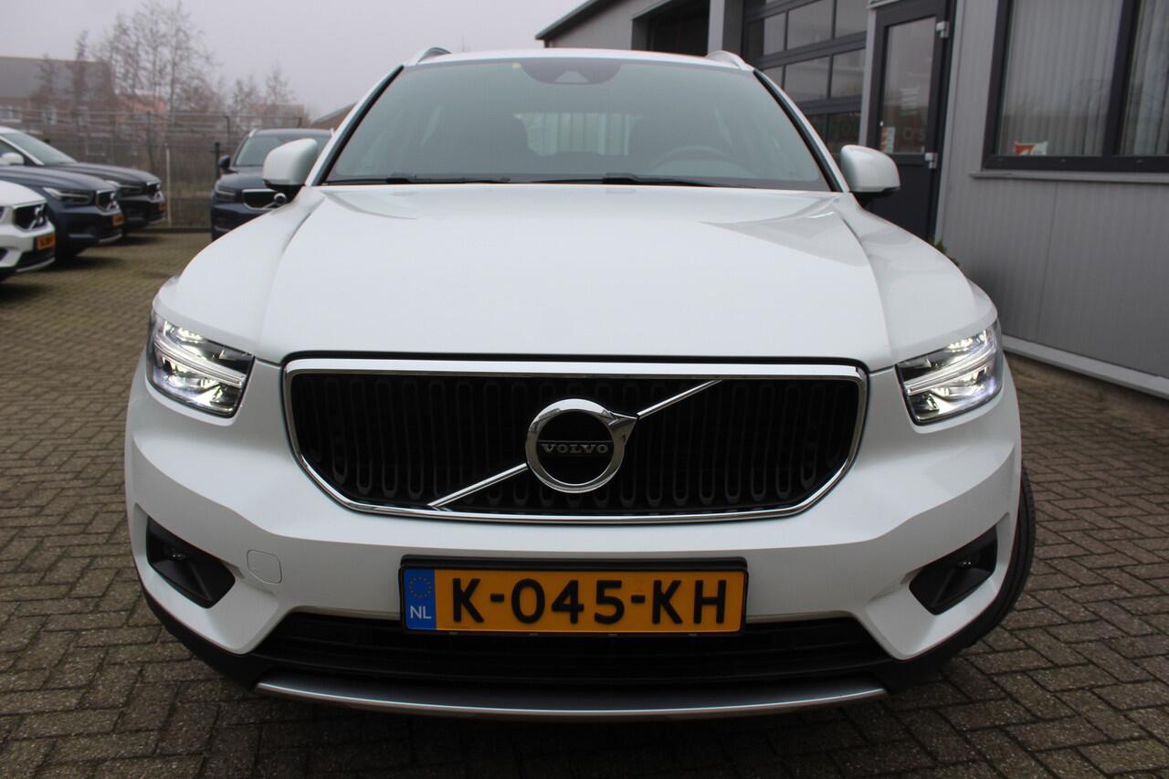 Volvo XC40 1.5 T2 Business Pro Climate pack | Adaptive cr. | Keyless | Trekhaak