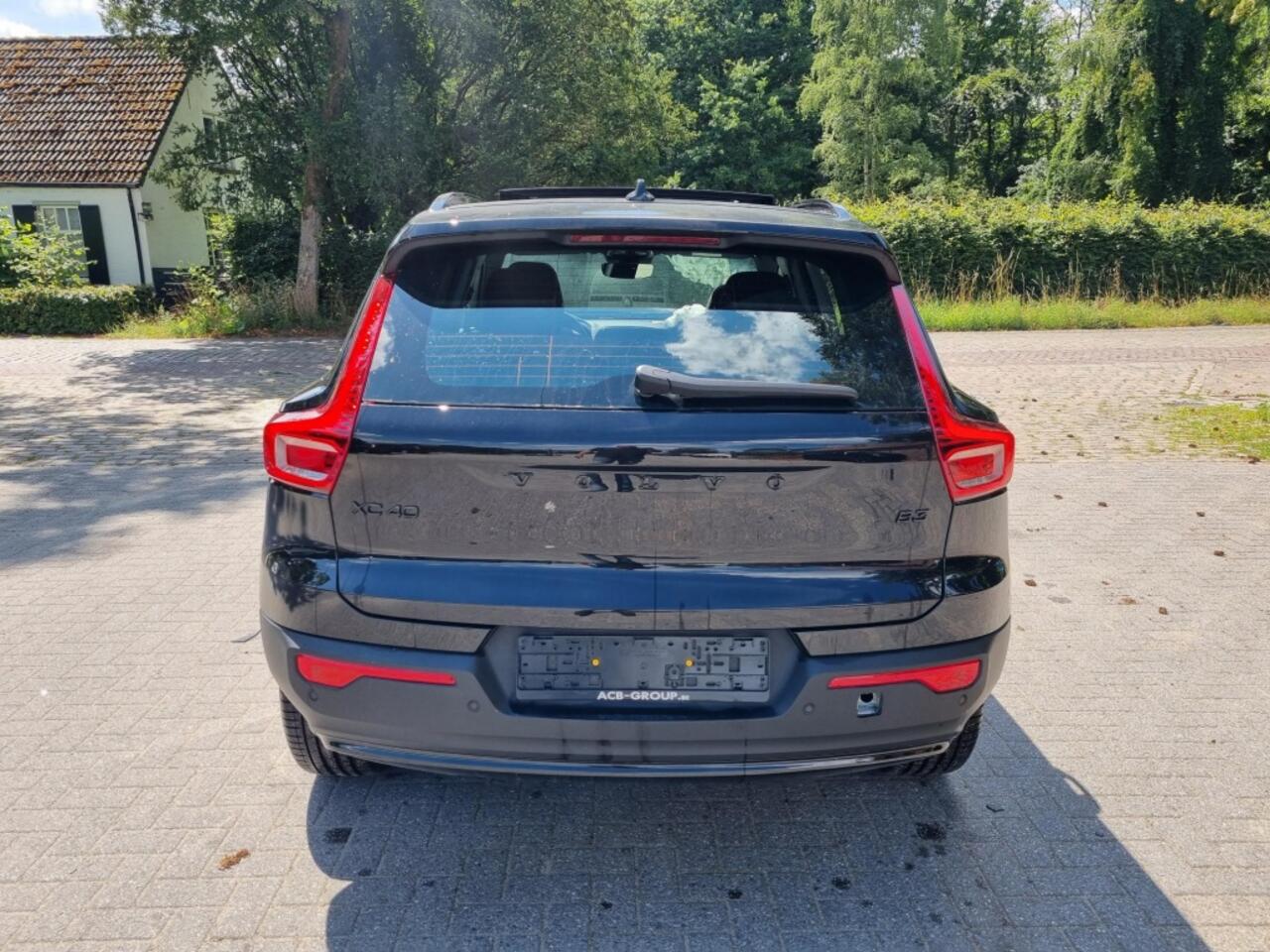 Volvo XC40 2.0 B3 Ult. Dark