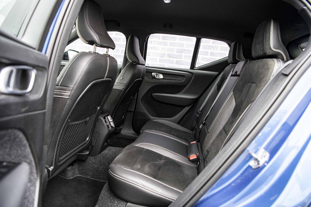 Volvo XC40 Recharge P8 AWD R-Design | Keyless | Stoel-/ Stuurverwarming | Trekhaak | Harman & Kardon | Adaptieve Cruise Control | Carplay | DAB | BLIS |