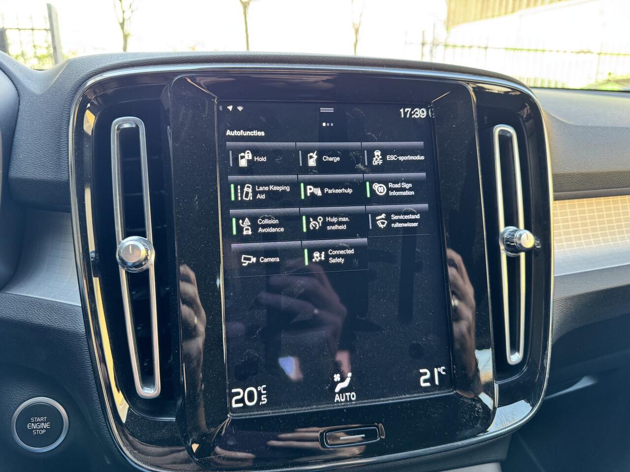 Volvo XC40 1.5 T5 Recharge Inscription Expression Park Assist Pack | Camera