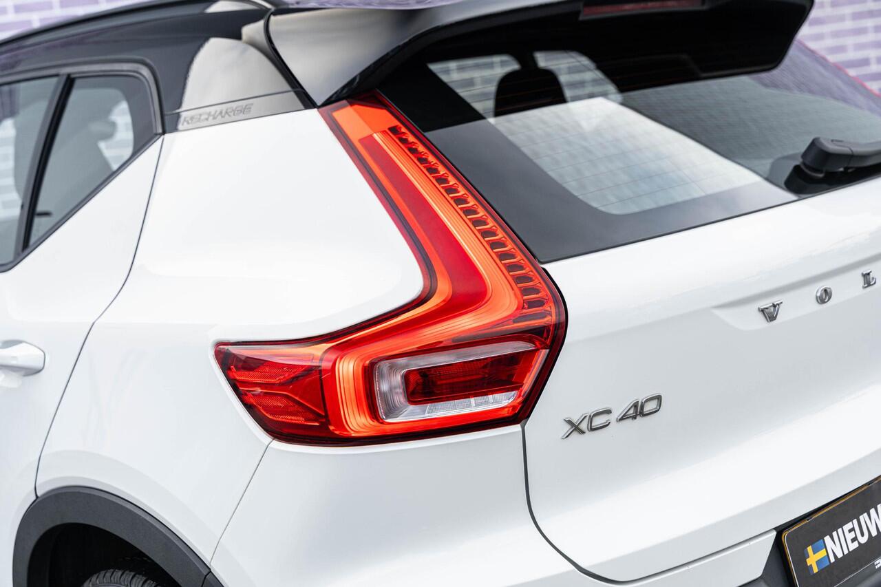 Volvo XC40 1.5 T4 Recharge R-Design Expression | Harman Kardon Audio | Stoel - / Stuurverwarming | Adaptive Cruise Control | Parkeerverwarming | Dodehoekdetectie | Parkeer Camera | Parkeer sensoren Voor + Achter | Volvo On Call |