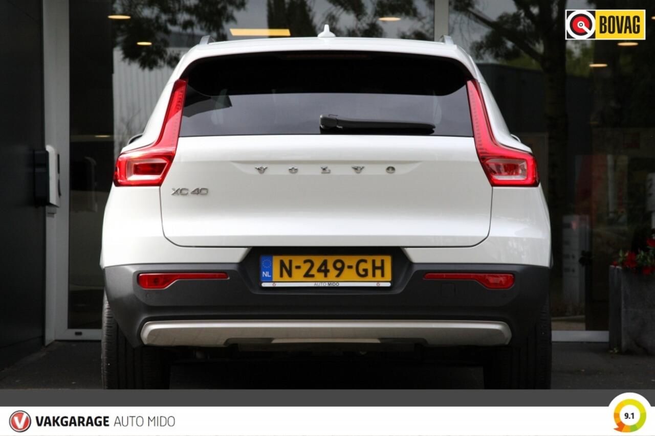 Volvo XC40 1.5 T3 Momentum Pro | Leder interieur | Winterbanden set
