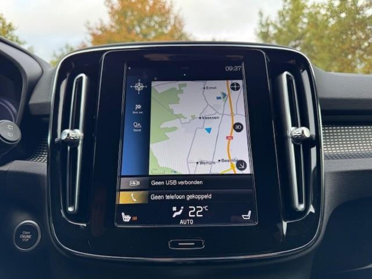 Volvo XC40 1.5 T5 TWIN ENGINE R-DESIGN/LED/HLEER