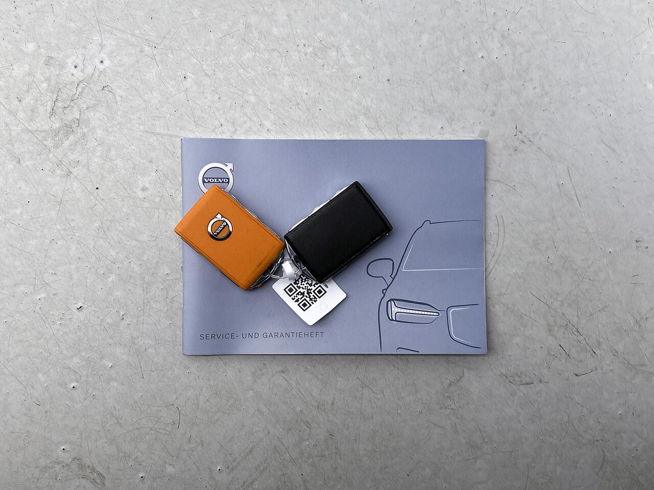 Volvo XC40 1.5 T4 Recharge Inscription Expression Navigatie | Camera achter | Elektr. achterklep | PDC