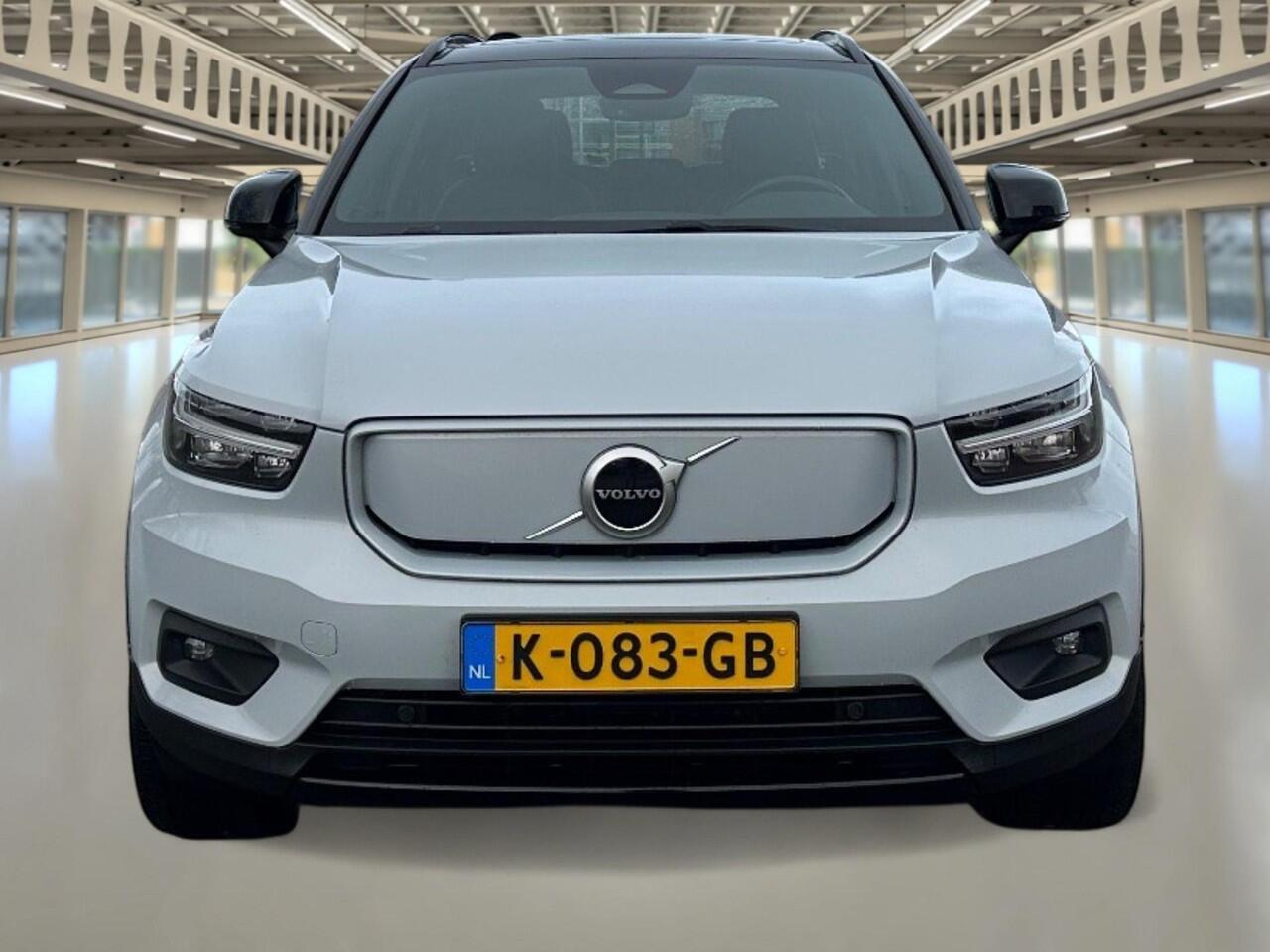 Volvo XC40 Recharge P8 AWD R-Design Schuifdak/360 camera/trekhaak/ garantie/Soh 91.7 %