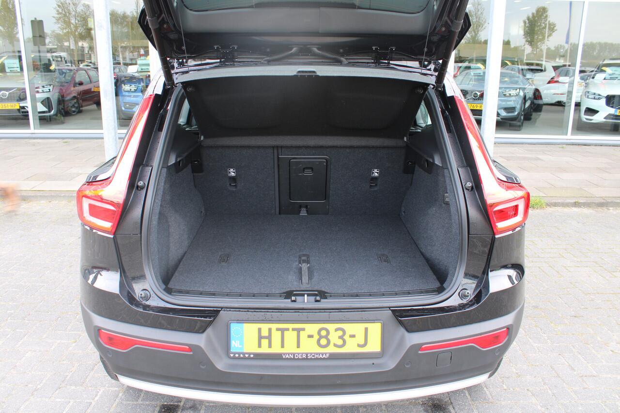 Volvo XC40 B3 Automaat Core | Camera | AppleCarplay | El. Voorstoelen | Parkeersensoren V+A | DAB