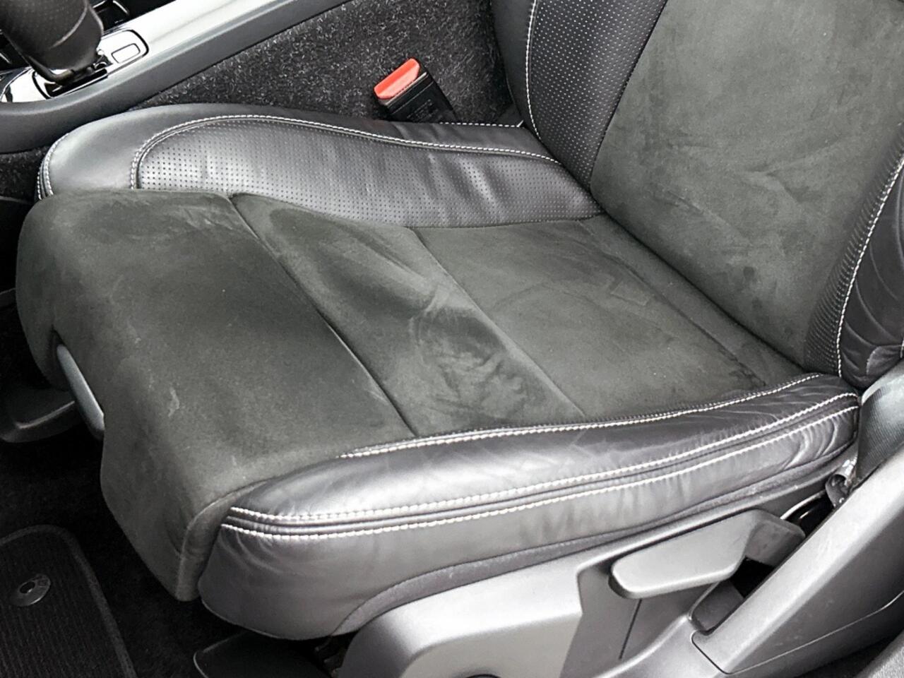 Volvo XC40 Recharge P8 AWD R-Design | SOH 92% | Trekhaak | 20" Velgen |