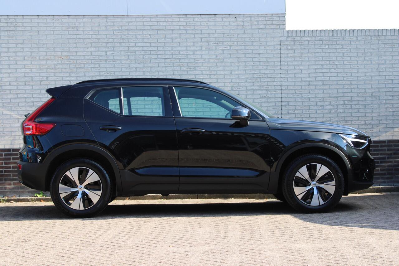 Volvo XC40 1.5 T4 Plug-in hybrid Plus Dark | Trekhaak | H/K | Pilot Assist | Memory | Navigatie | 360 Camera