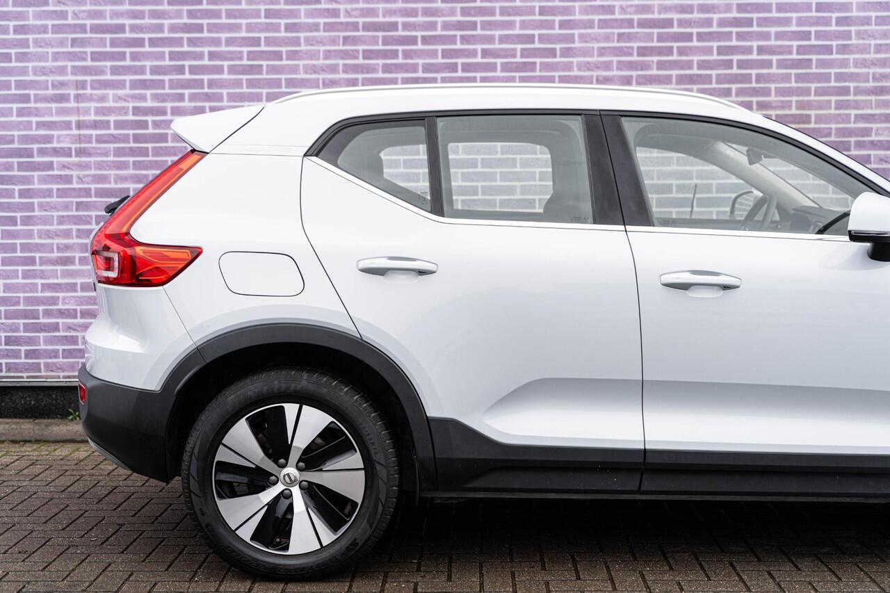 Volvo XC40 T5 Recharge Inscription Expression | Camera | Adaptive Cruise Control | DAB | Climate control | Parkeersensoren Voor + Achter | Carplay | Volvo On Call |