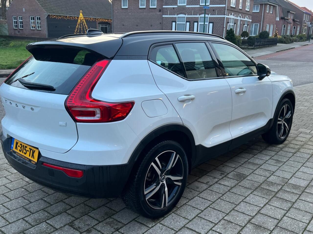 Volvo XC40 RECHARGE PRO