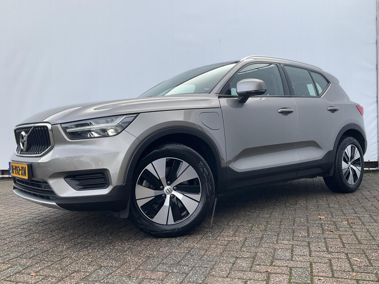 Volvo XC40 1.5 T5 262pk PHEV Twin Engine Inscription Leer Stoel/Stuurverw Carplay Led Voll.Onderhouden!