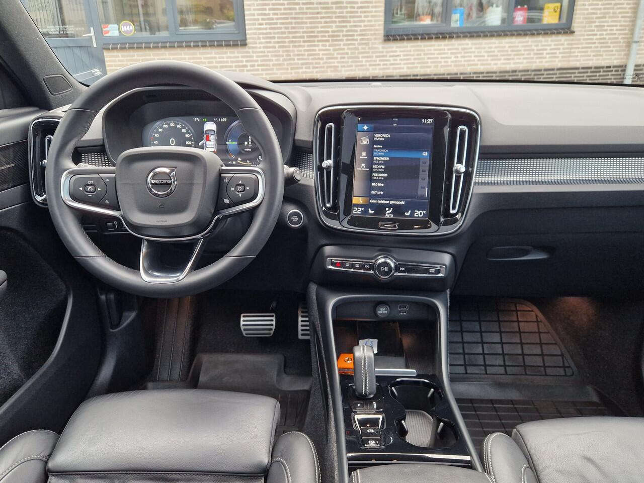 Volvo XC40 1.5 T5 Recharge R-Design NL AUTO | Panoramadak | Harman Kardon | Camera