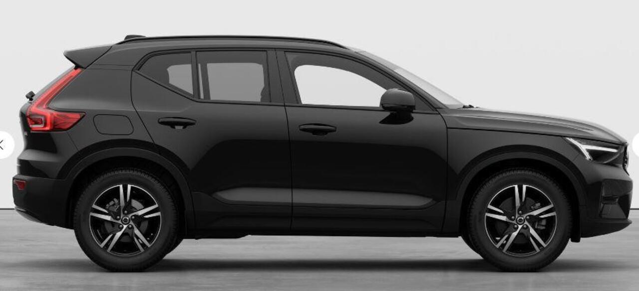 Volvo XC40 B4 211PK Automaat Plus Dark / Extra getint glas / Microtech/Nubuck / Camera achter