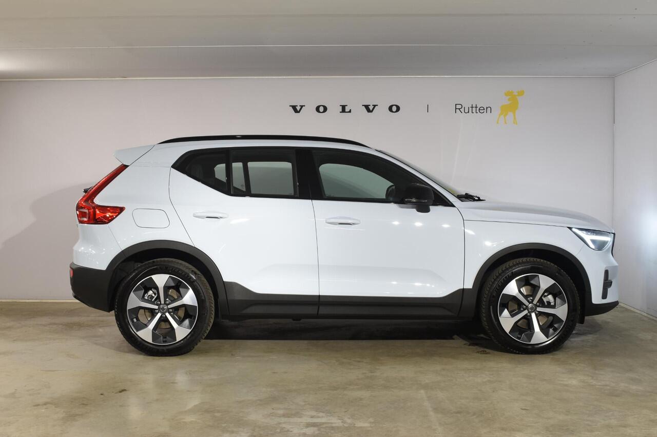 Volvo XC40 B4 211PK Automaat Plus Dark / Navigatie / Adaptive Cruise / Harman Kardon / Stuur & Stoelverwarming / Elektrische achterklep / Achteruitrijcamera / Trekhaak / Elektrische stoelverst. met geheugen