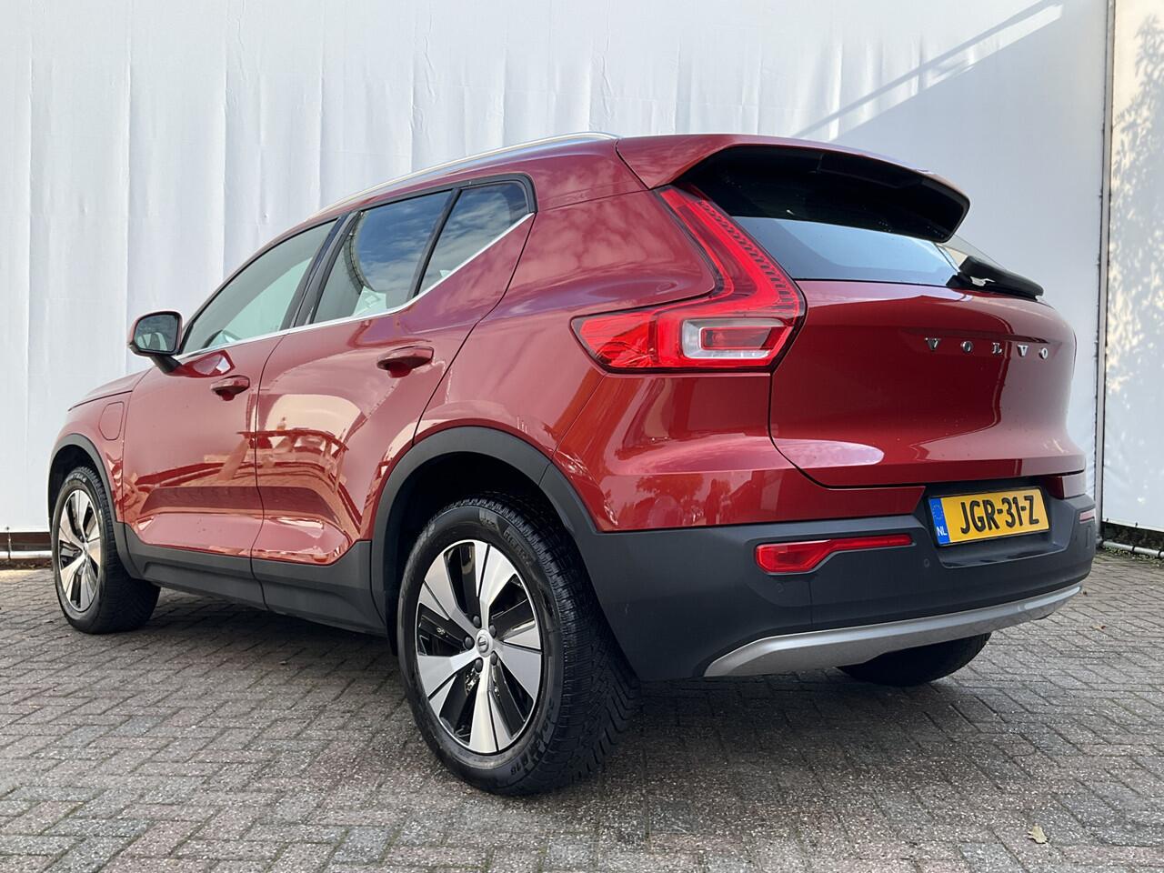 Volvo XC40 1.5 T4 Recharge Inscription PHEV Nav/Cruise Carplay Elek.Klep Plug-in!