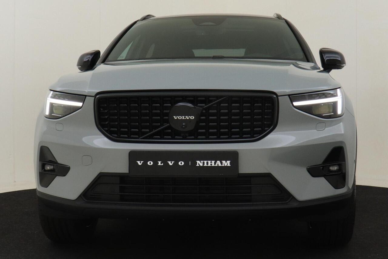 Volvo XC40 B4 (M-HYBRID) PLUS BLACK EDITION -PANO.DAK|HARMAN/KARDON|360°CAM|20"|POWER-SEATS|PRIVACY.GLAS|ADAP.LED