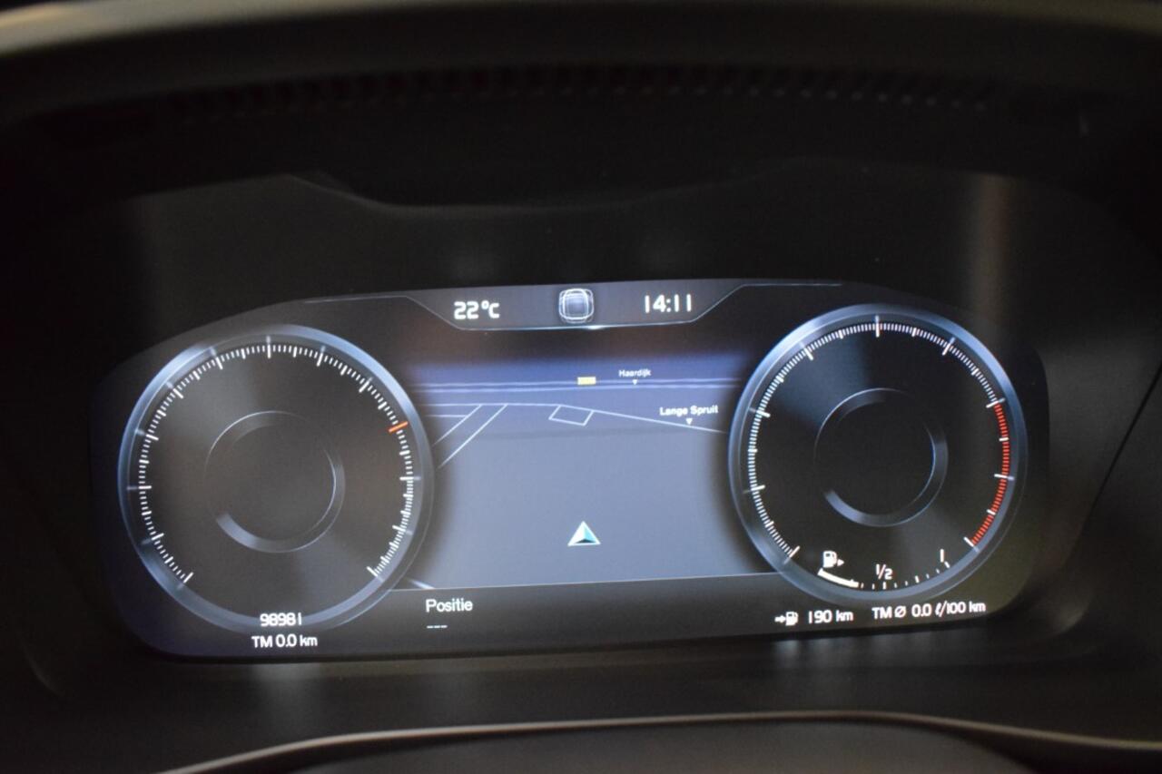 Volvo XC40 1.5 123pk AUT8 Business Pro Camera/ Cruise/ DAB/ Navi