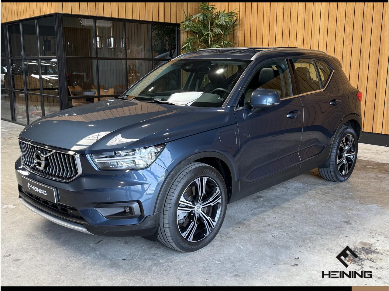 Volvo XC40 1.5 T5 Recharge Inscription Expression Navi. Panoramadak. Apple-carplay. Harman/kardon