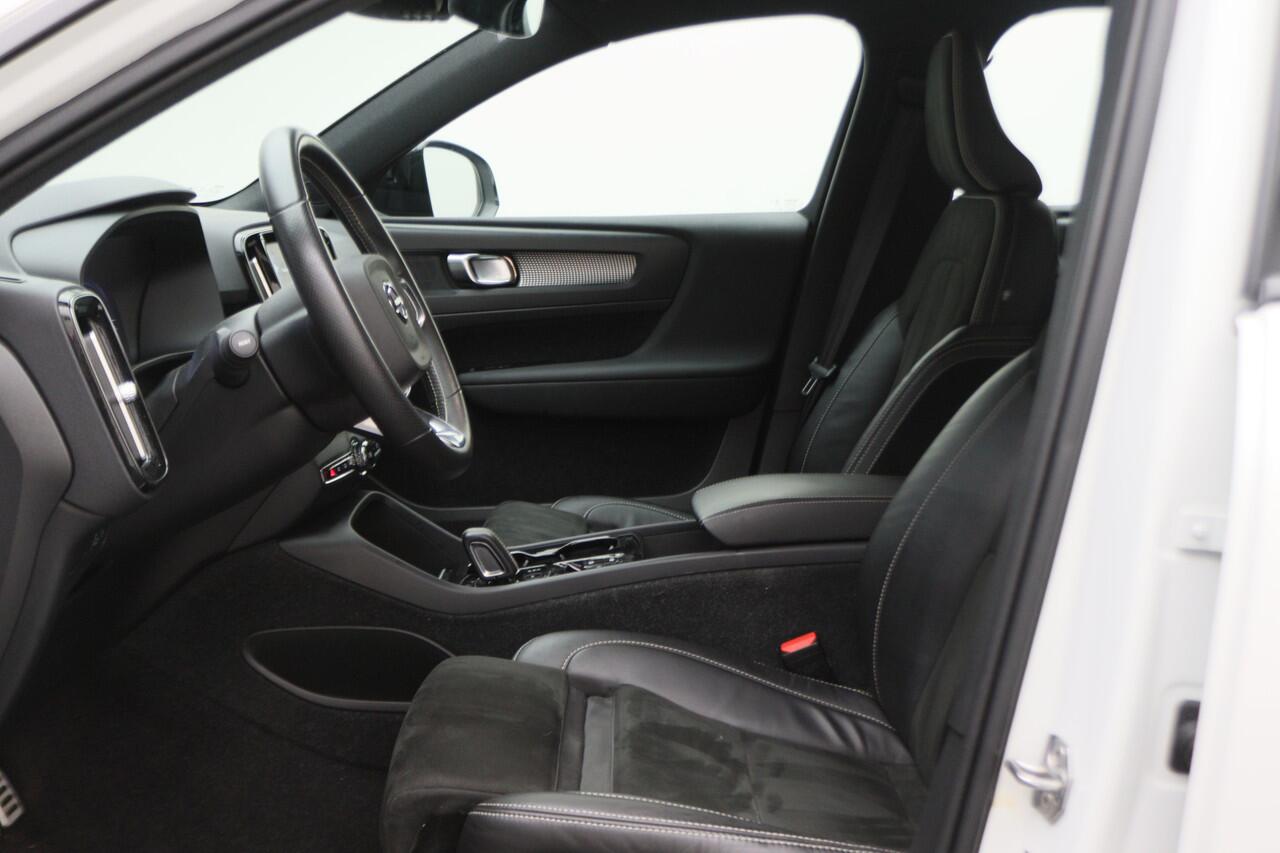 Volvo XC40 1.5 T4 Recharge Inscription Expression LED, Apple Carplay, Lane Assist, Sportstoelen, PDC