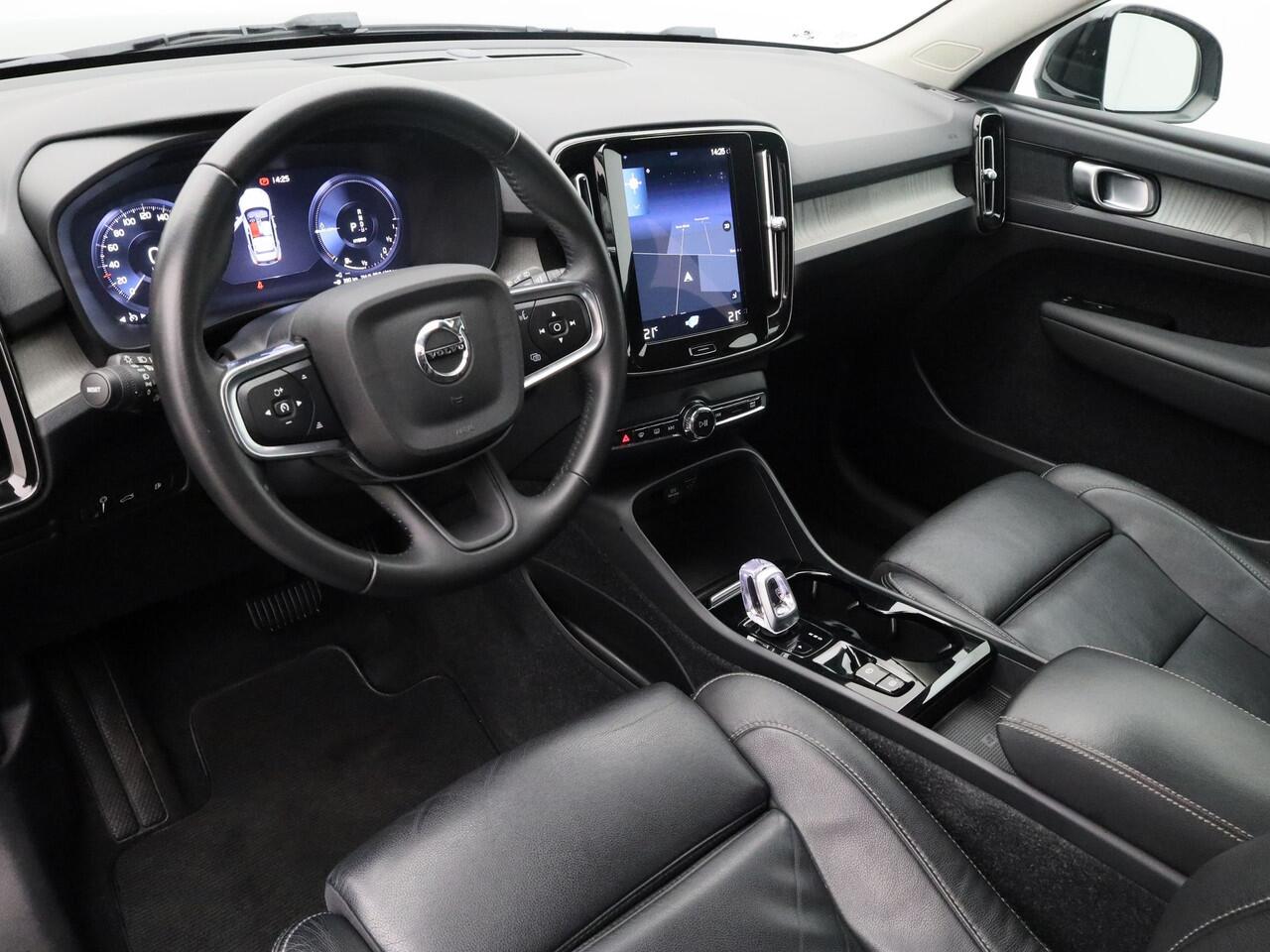 Volvo XC40 1.5 T5 Recharge Inscription | KEYLESS | LEDER