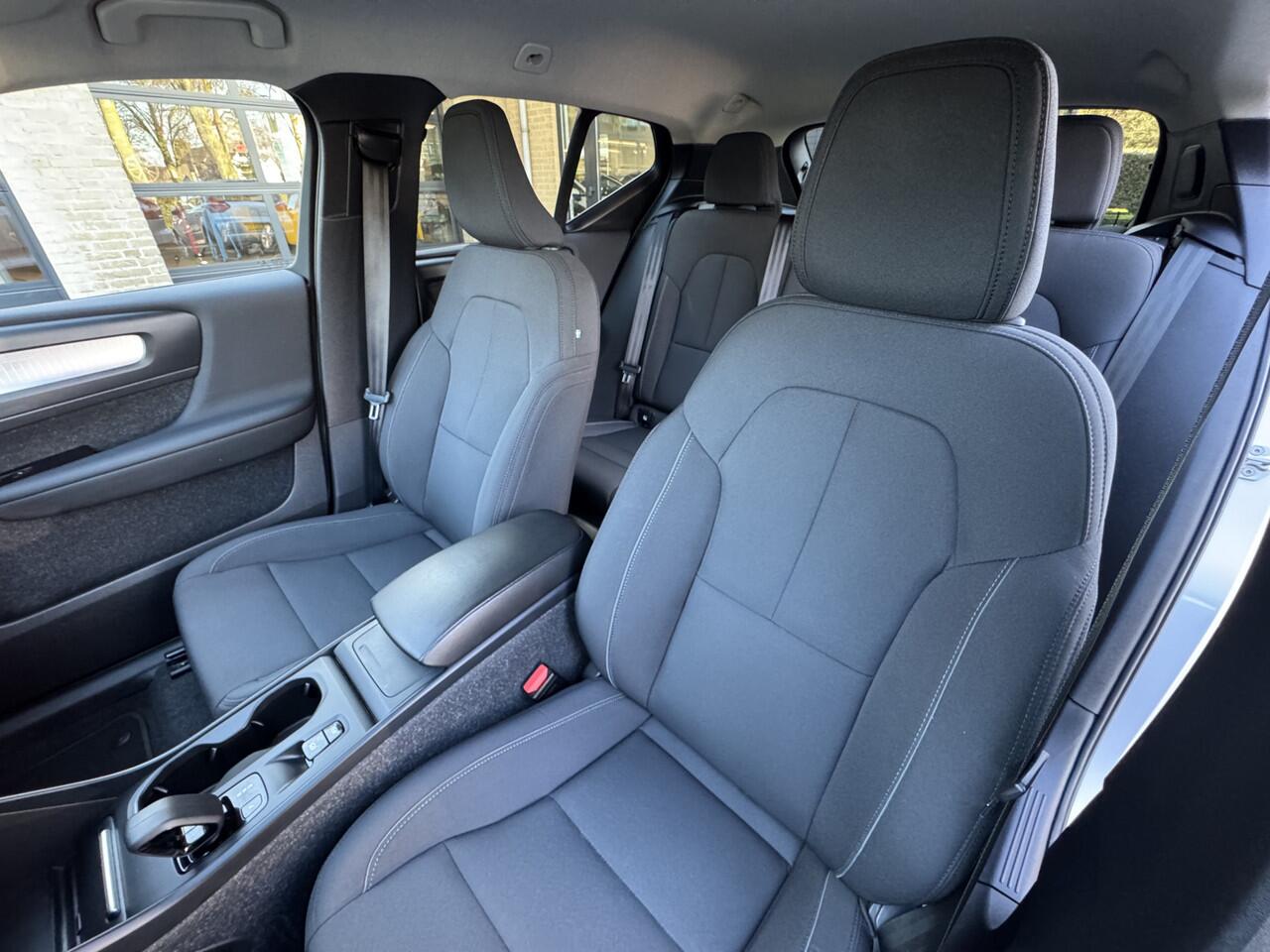 Volvo XC40 1.5 T2 Momentum Business Automaat Navi Camera Carplay