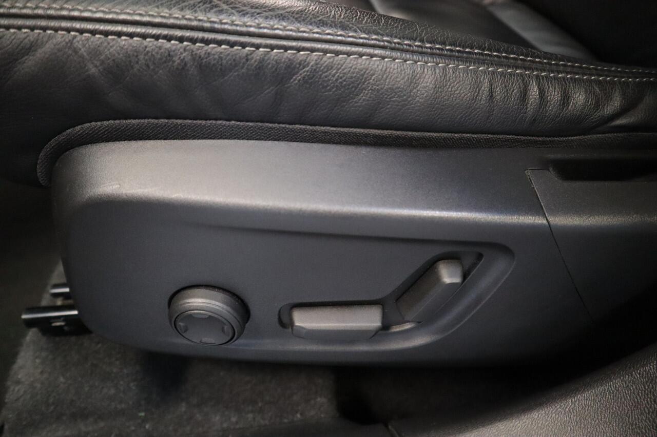 Volvo XC40 1.5 T5 Recharge Inscription Panoramadak Navigatie Leder Trekhaak