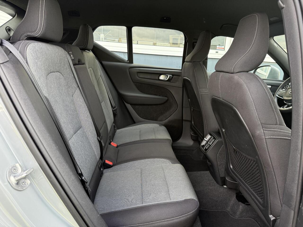 Volvo XC40 T2 Core Aut. | LED | Climate | Navigatie | Zitting verlengers | Keyless Entry + Start