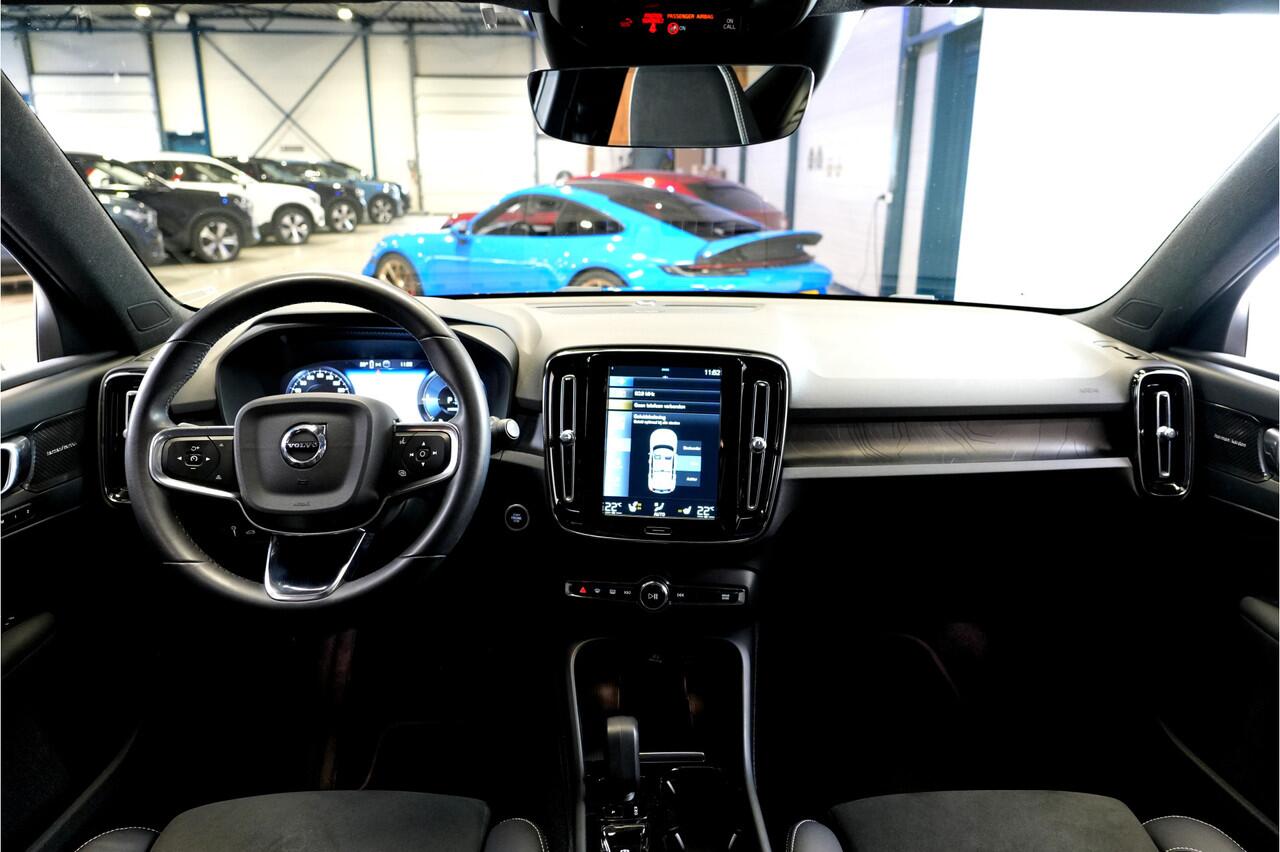 Volvo XC40 1.5 T4 155kW/211pk DCT7 Plug-in hybrid Ultimate Bright PANORAMADAK + HARMAN/KARDON + EL.TREKHAAK + ADAPT.CRUISE + MATRIX LED + LANE ASSIST + LEER/ALCANTARA + STOEL-&STUURVERWARMING + CAMERA + BLIS + EL.STOELEN + PARKSENSOREN V&A + 19" LM-VELGEN!!