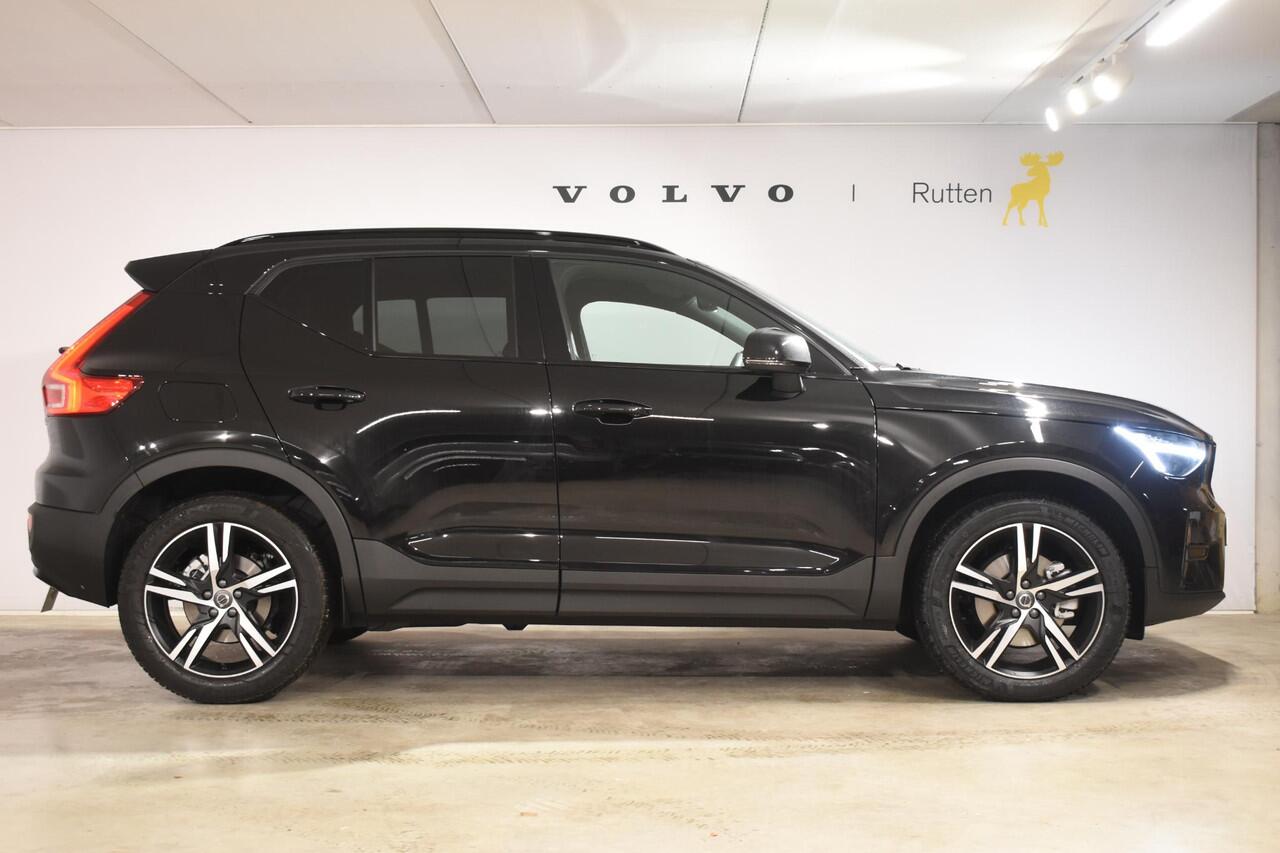 Volvo XC40 B4 211PK Automaat Plus Dark / Navigatie / Adaptive Cruise / Harman Kardon / Stuur- & Stoelverwarming / Elektrische achterklep / Achteruitrijcamera / Elektrische stoelverst. met geheugen / Extra getint glas / Microtech/Nubuck