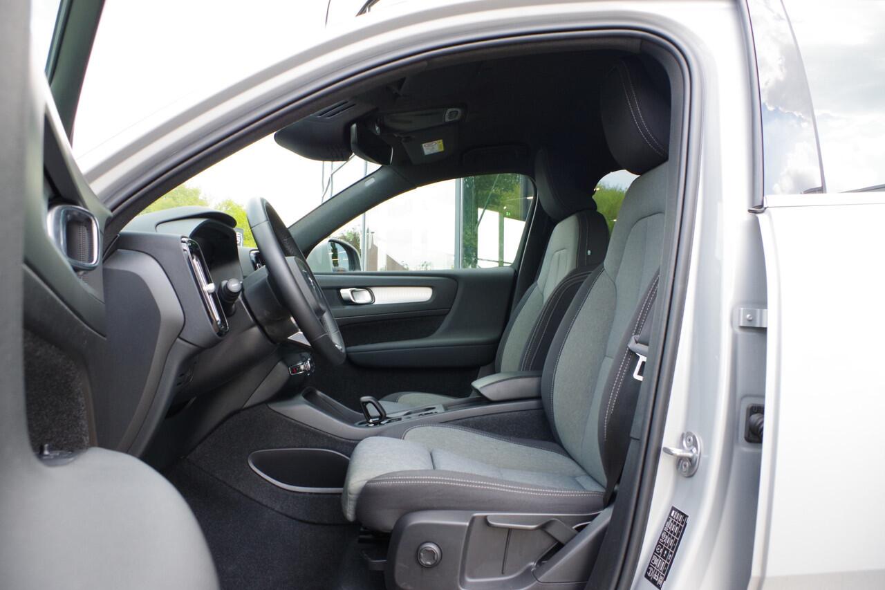 Volvo XC40 1.5 T4 211 PK Plug-in hybrid Core Bright, Camera, LED, Cruise Control