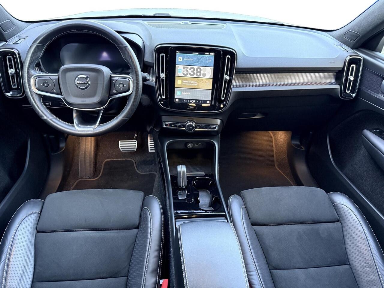 Volvo XC40 Recharge P8 AWD R-Design Leer, 2-Tone, LM | SOH 93,2%