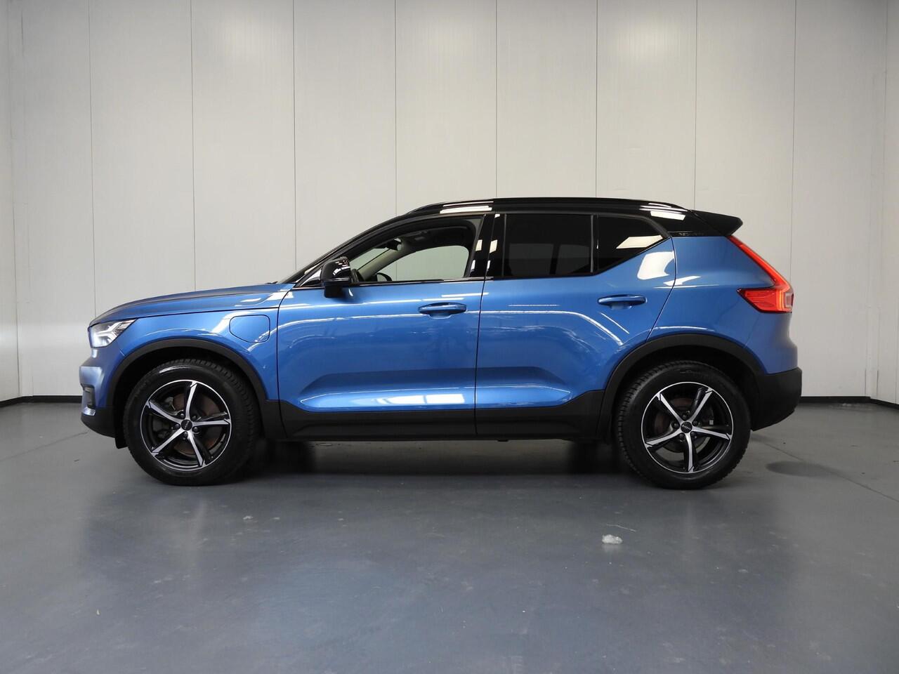 Volvo XC40 1.5 T4 Recharge R-Design NAVI/TREKHAAK/CAMERA/LED/18"LMV!