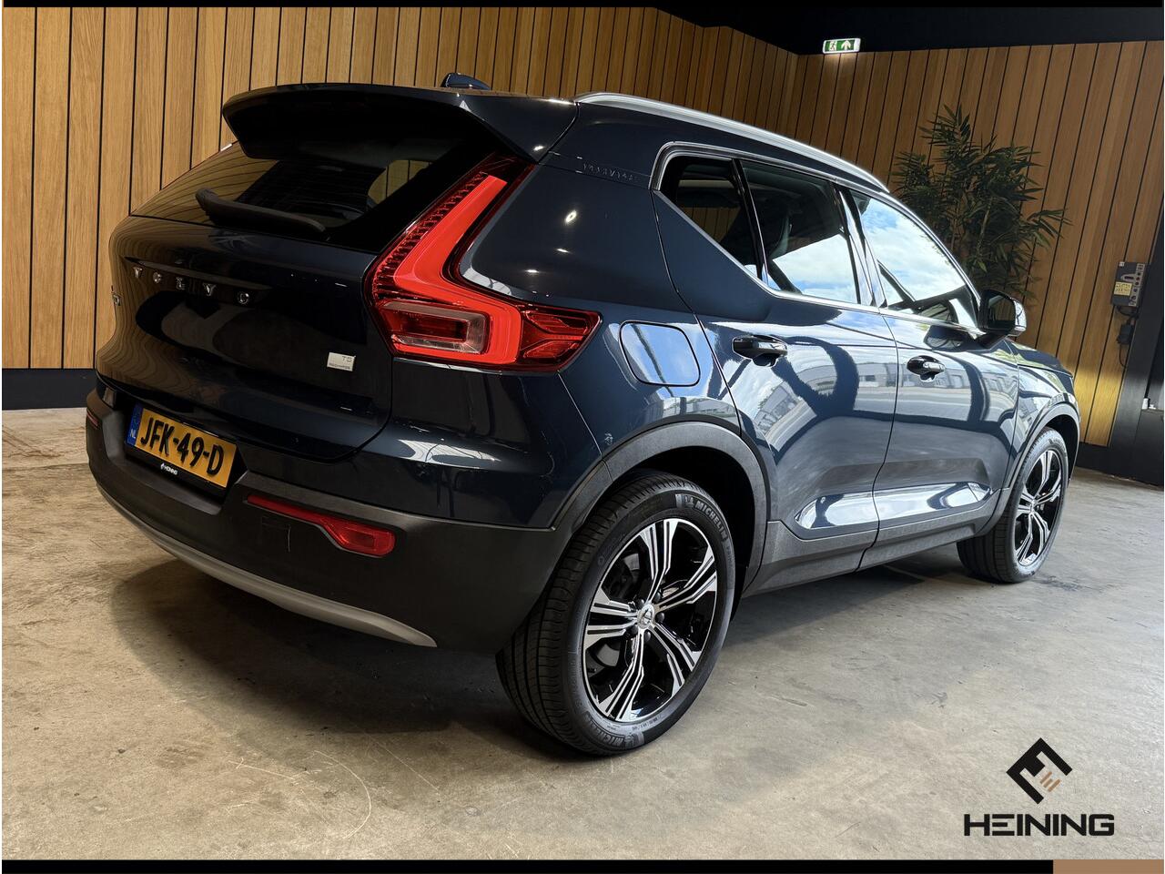 Volvo XC40 1.5 T5 Recharge Inscription Expression Navi. Panoramadak. Apple-carplay. Harman/kardon