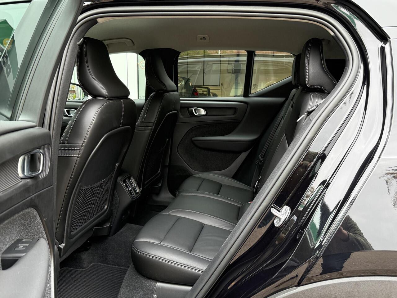 Volvo XC40 2.0 B4 Plus Dark |360°Camera|Leder|Memory|