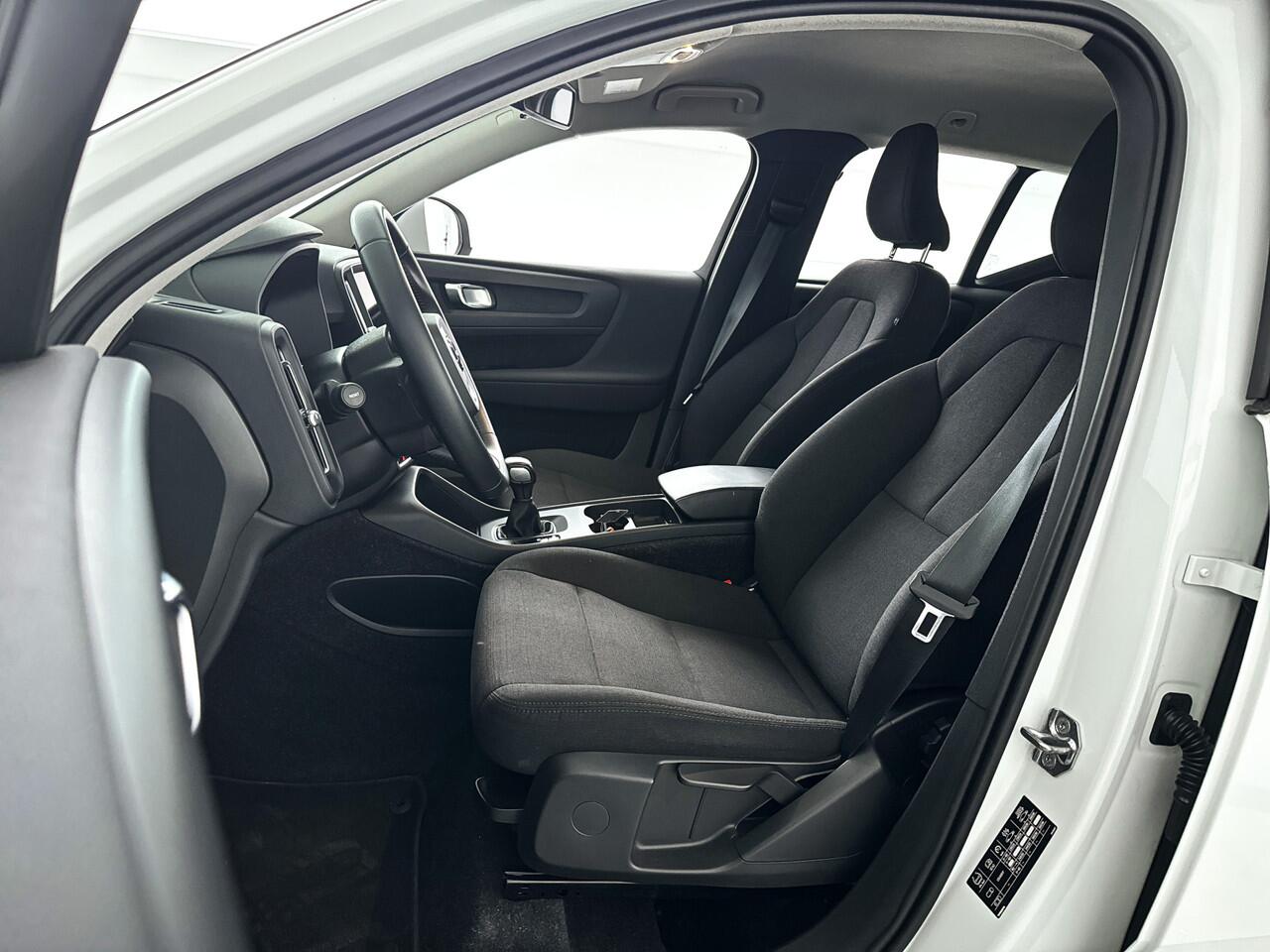 Volvo XC40 T2 Momentum Core | Airco