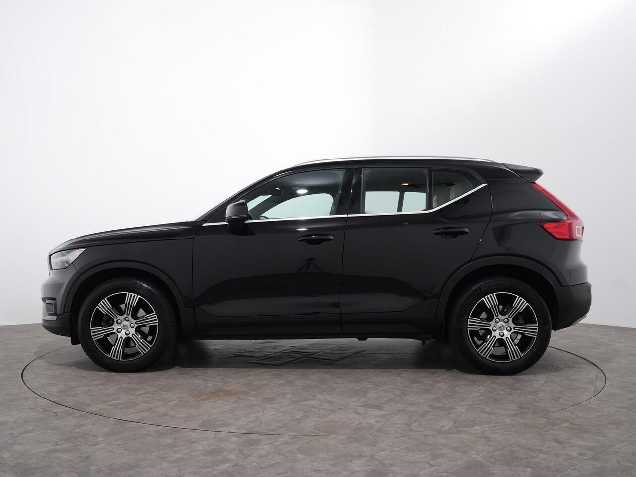 Volvo XC40 2.0 B4 198PK INSCRIPTION | Panoramadak | Trekhaak | Harman/Kardon