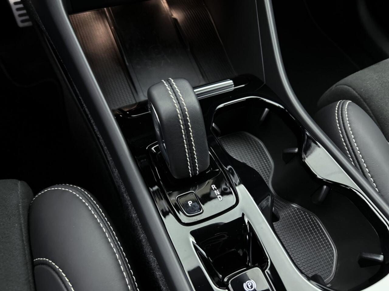 Volvo XC40 1.5 T5 Recharge R-Design