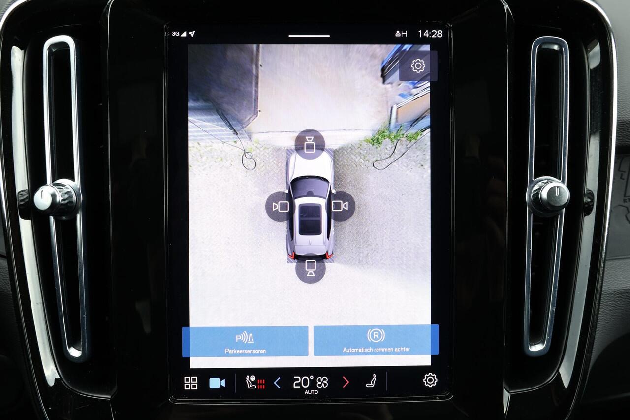 Volvo XC40 Recharge Twin Ultimate 78 kWh - Panorama/schuifdak - IntelliSafe Assist & Surround - 360º Camera - Verwarmde voorstoelen, stuur & achterbank - Parkeersensoren voor & achter - Elektr. bedienb. voorstoelen met geheugen links - Draadloze tel. lader - Warmtep