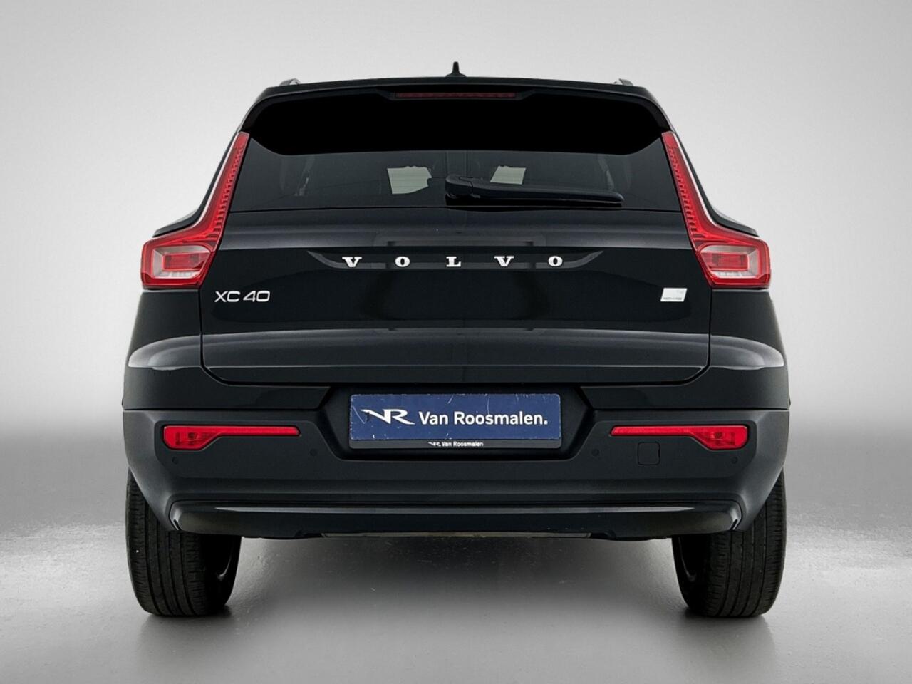 Volvo XC40 1.5 T4 R-Design | 360 Camera | trekhaak | DAB |