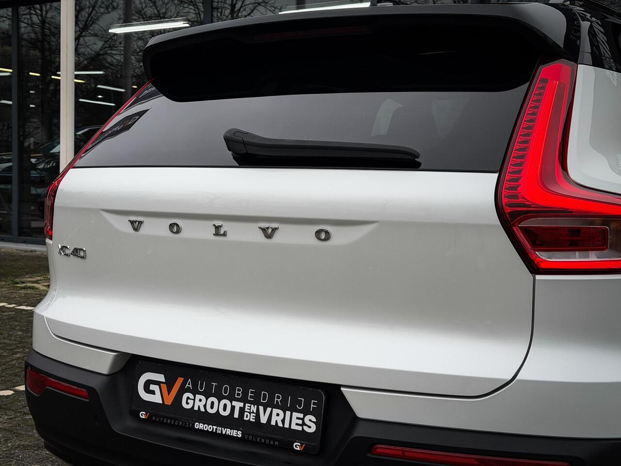 Volvo XC40 1.5 T5 Recharge R-Design Expression Panorama|360 camera|Trekhaak|Winterpack