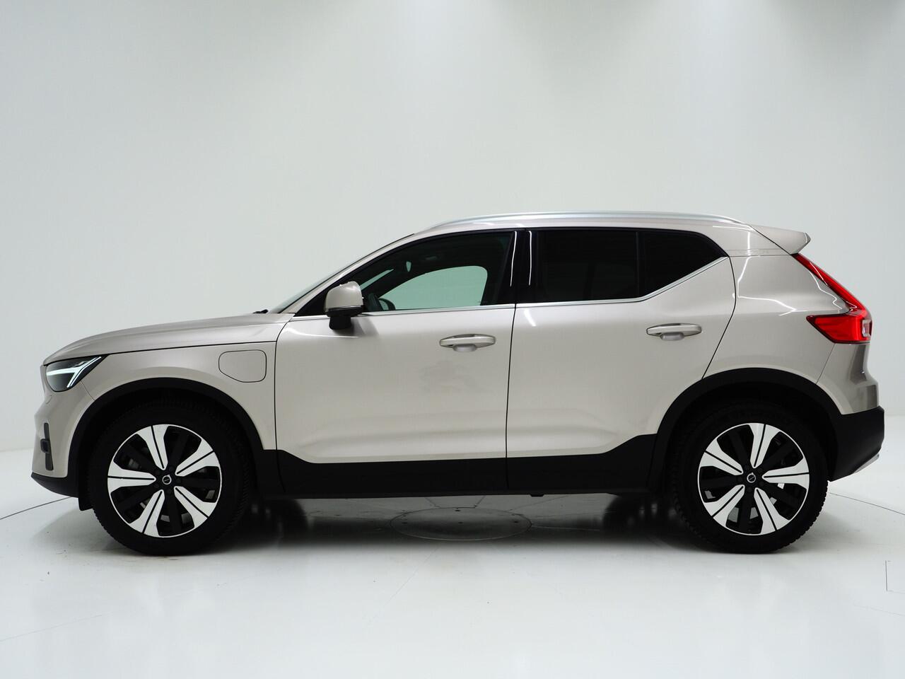 Volvo XC40 1.5 T5 262pk! Recharge Ultimate | Panoramadak | Pilot Assist | Harman/Kardon | 360 | Keyless | Carplay